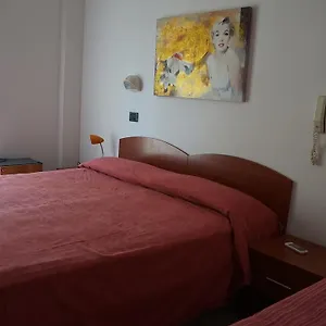 https://hotel-daria.emilia-romagnahotels.net